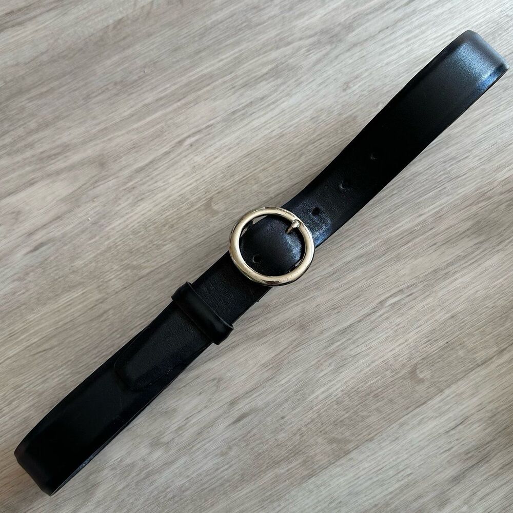 Banana Republic Black Genuine Leather Belt with Round Silver Buckle Size 34